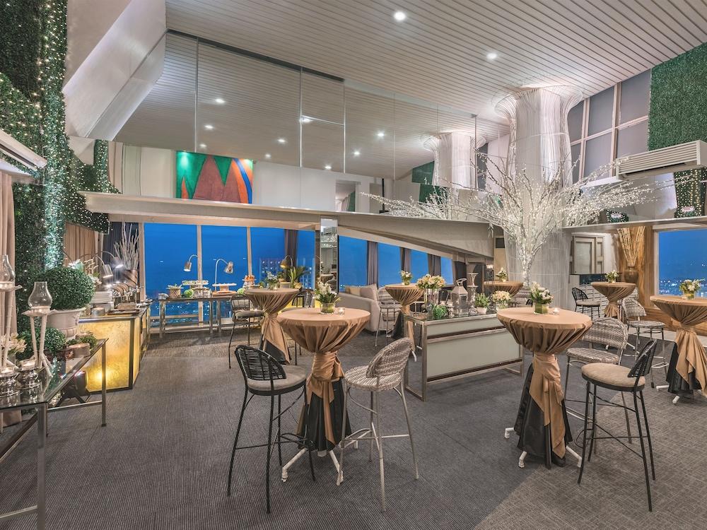 Vivere Hotel And Resorts Muntinlupa City Екстер'єр фото