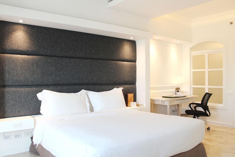 Vivere Hotel And Resorts Muntinlupa City Екстер'єр фото