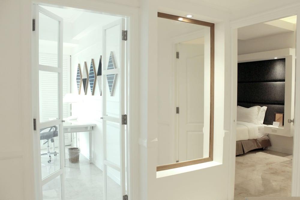 Vivere Hotel And Resorts Muntinlupa City Екстер'єр фото
