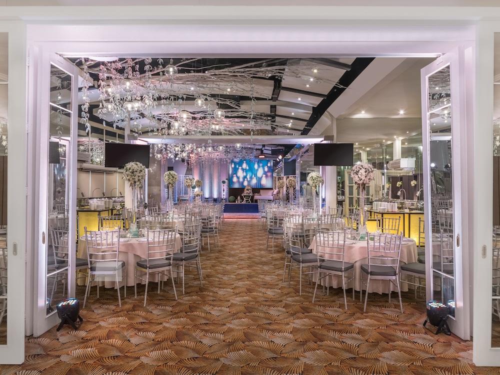 Vivere Hotel And Resorts Muntinlupa City Екстер'єр фото