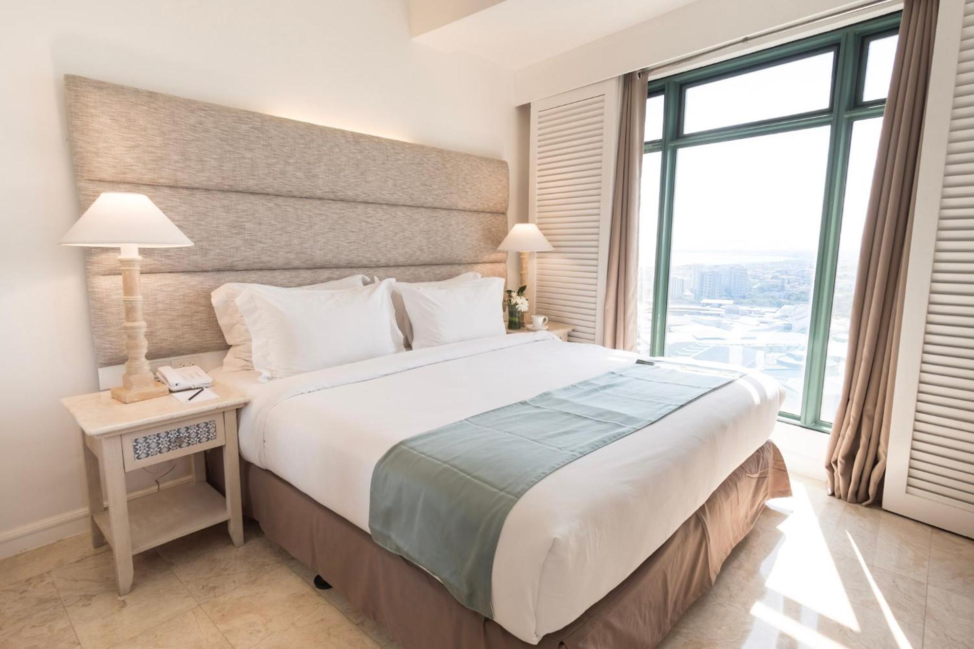 Vivere Hotel And Resorts Muntinlupa City Екстер'єр фото