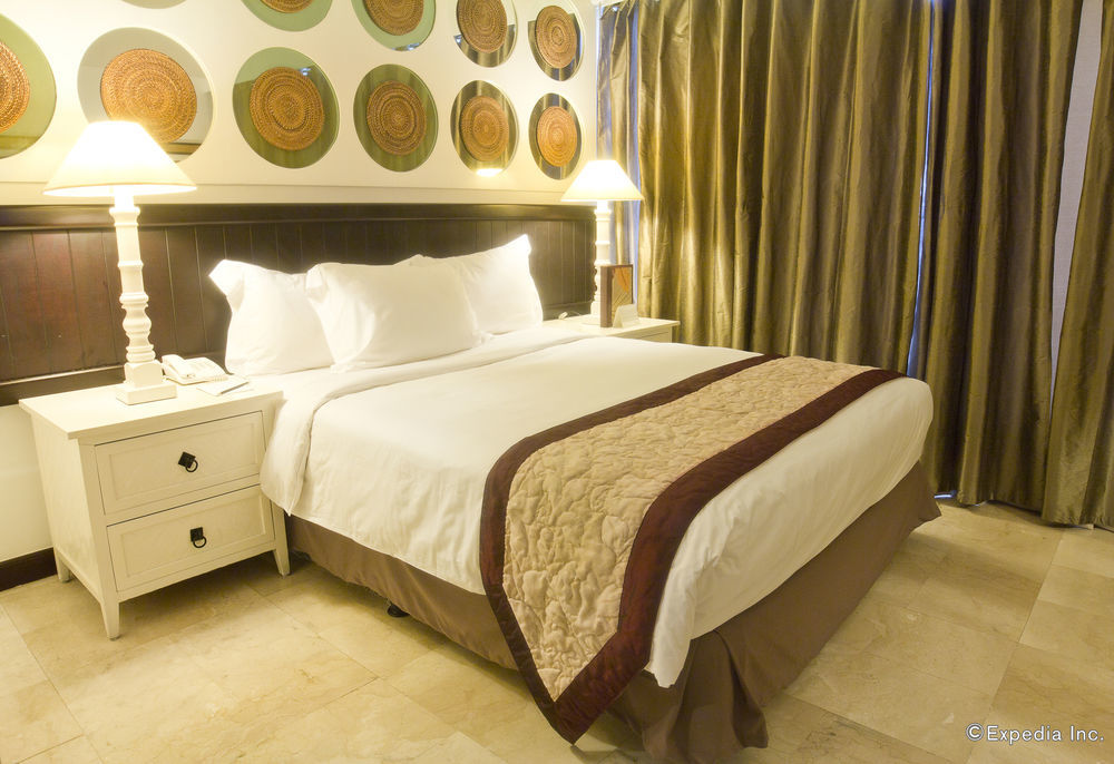 Vivere Hotel And Resorts Muntinlupa City Екстер'єр фото