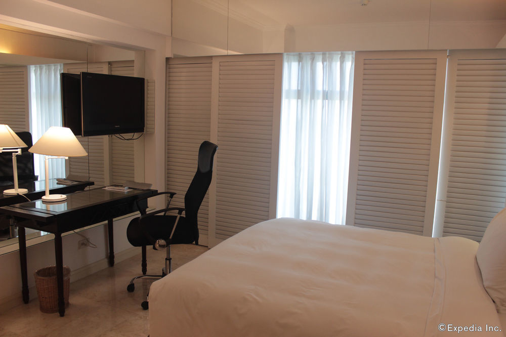 Vivere Hotel And Resorts Muntinlupa City Екстер'єр фото