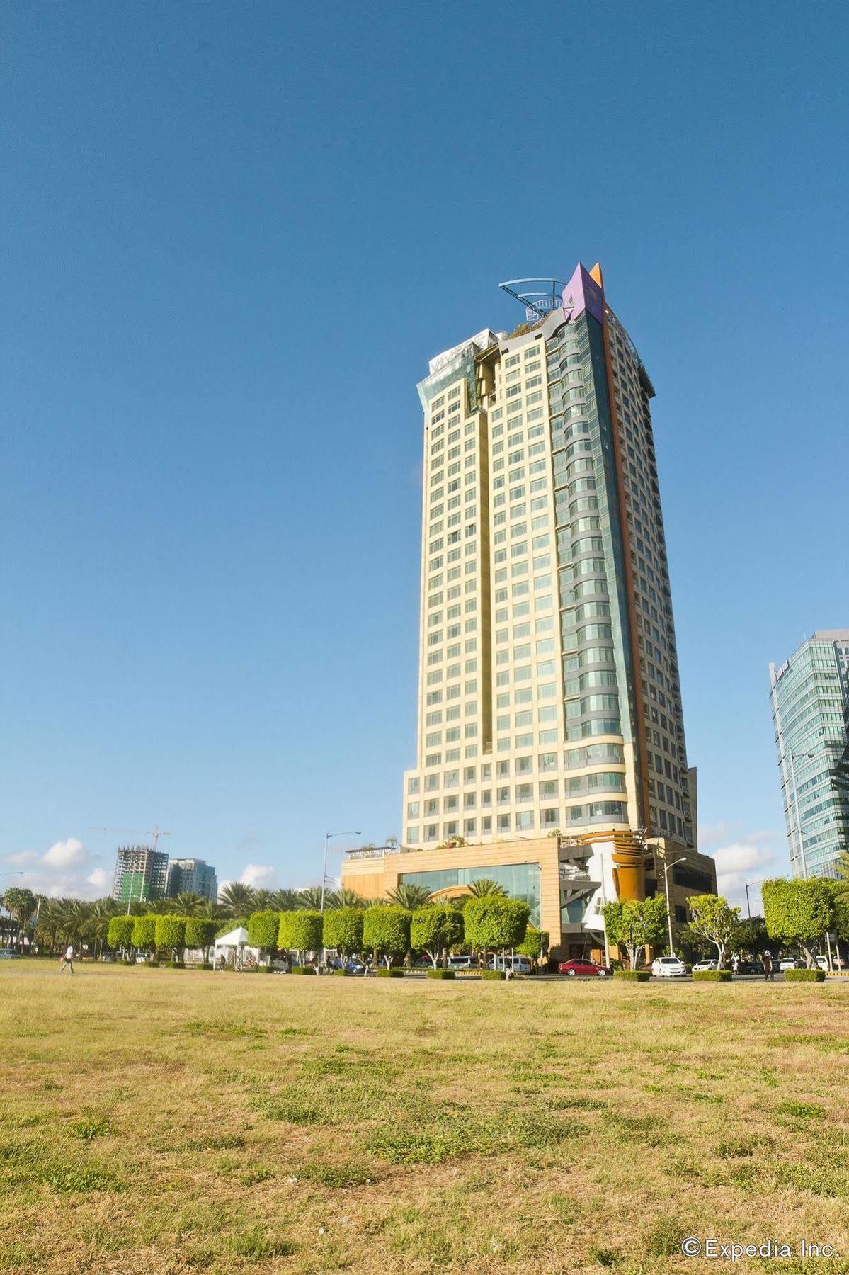 Vivere Hotel And Resorts Muntinlupa City Екстер'єр фото