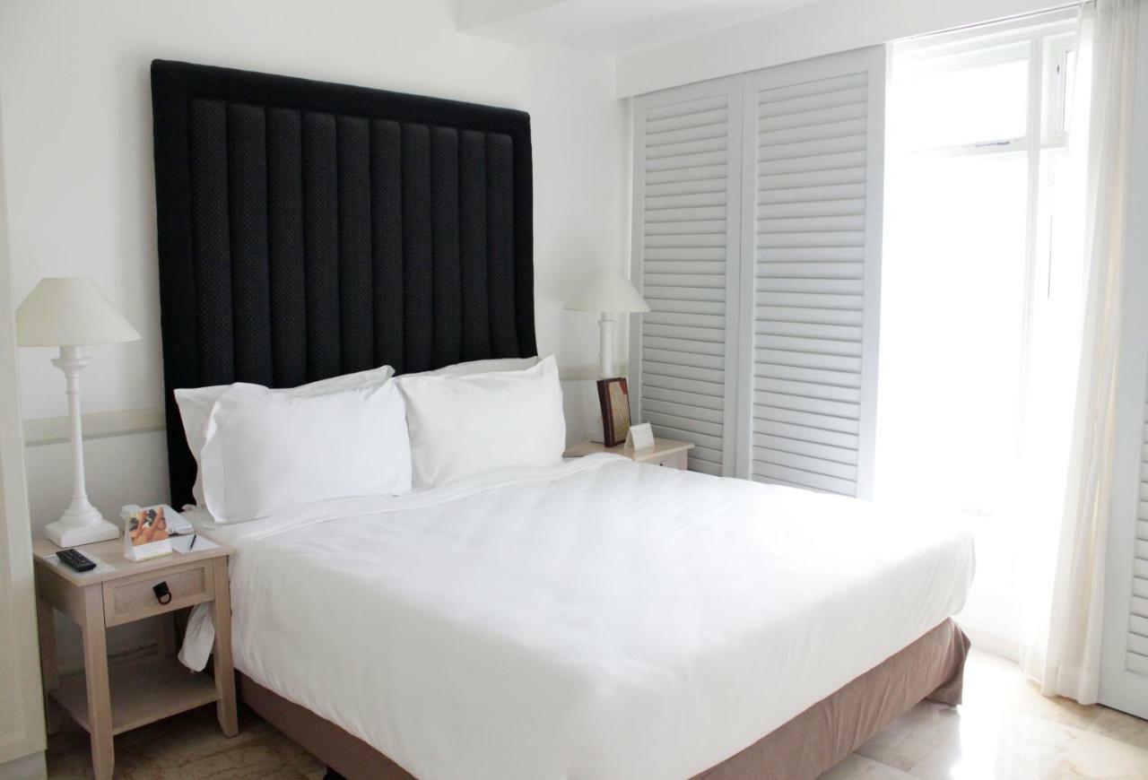 Vivere Hotel And Resorts Muntinlupa City Екстер'єр фото